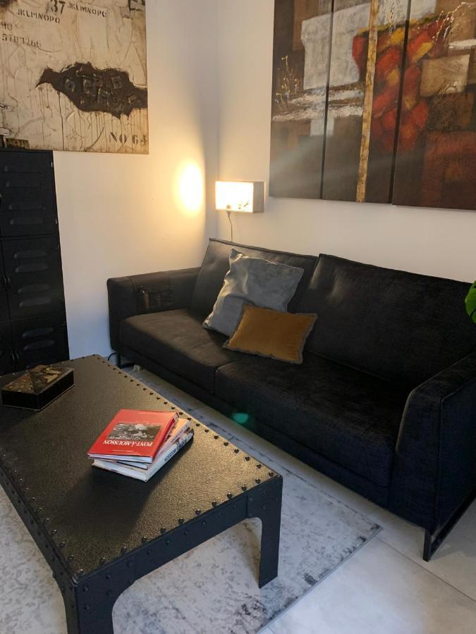 Апартаменты Logement Le Bois Le Pretre Понт-а-Муссон Экстерьер фото